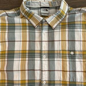 The North Face Long Sleeve Button Up Shirt Size XXL Gently‎ Worn